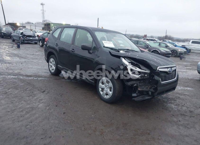 2021 Subaru Forester (VIN JF2SKAAC0MH449396) main photo