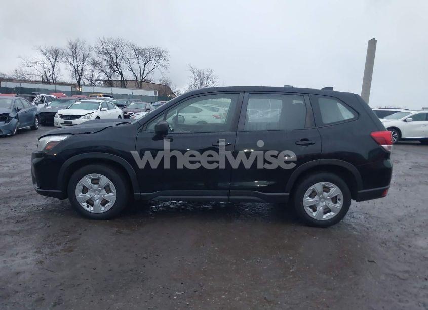 Photo 13 of 2021 Subaru Forester (VIN JF2SKAAC0MH449396)