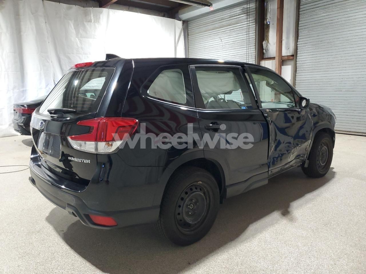 Photo 3 of 2021 SUBARU FORESTER (VIN JF2SKAAC0MH534464)