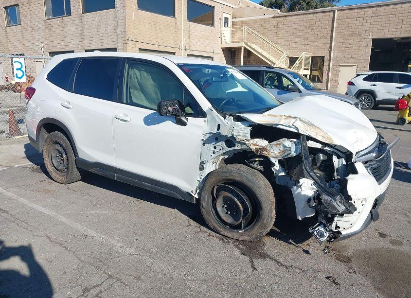 2020 Subaru Forester (VIN JF2SKAAC1LH485922) main photo