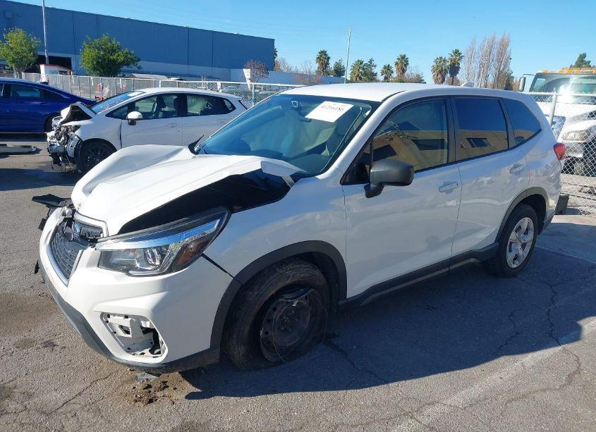 Photo 2 of 2020 Subaru Forester (VIN JF2SKAAC1LH485922)