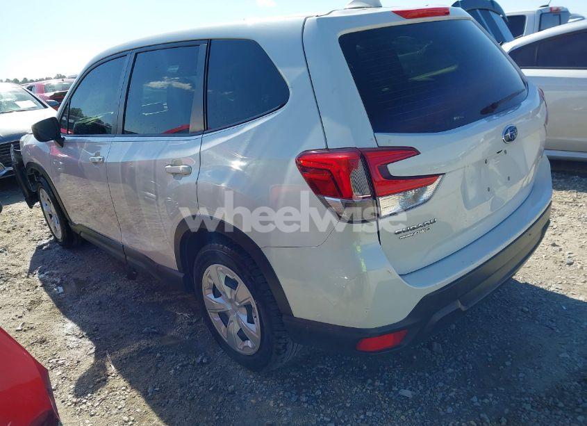 Photo 3 of 2020 Subaru Forester (VIN JF2SKAAC2LH591795)