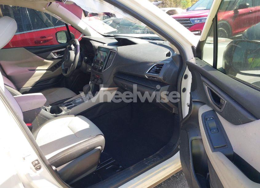 Photo 5 of 2020 Subaru Forester (VIN JF2SKAAC2LH591795)