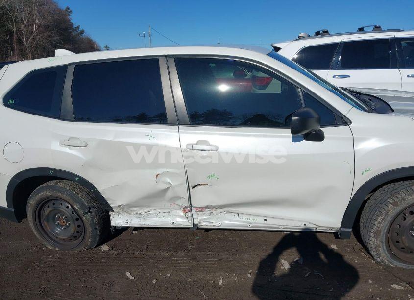 Photo 13 of 2020 Subaru Forester (VIN JF2SKAAC3LH465607)