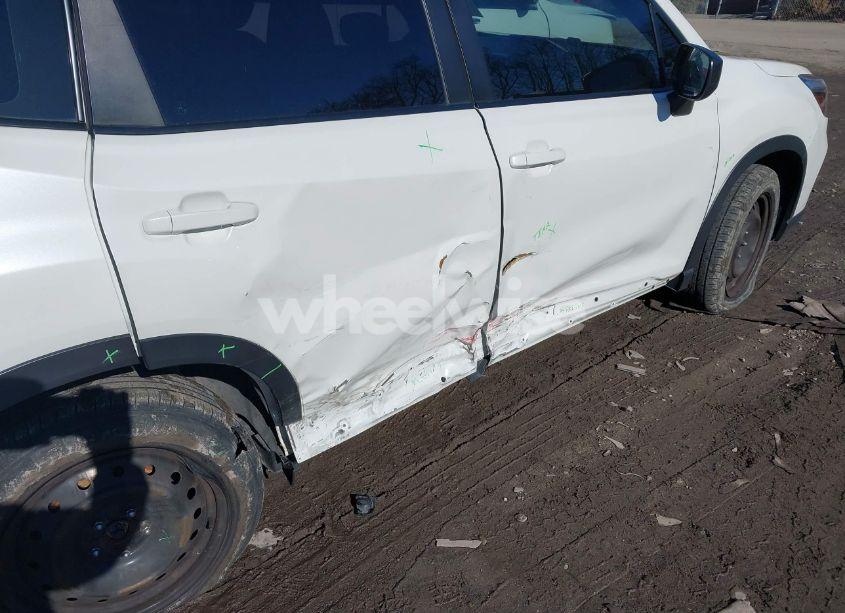 Photo 6 of 2020 Subaru Forester (VIN JF2SKAAC3LH465607)