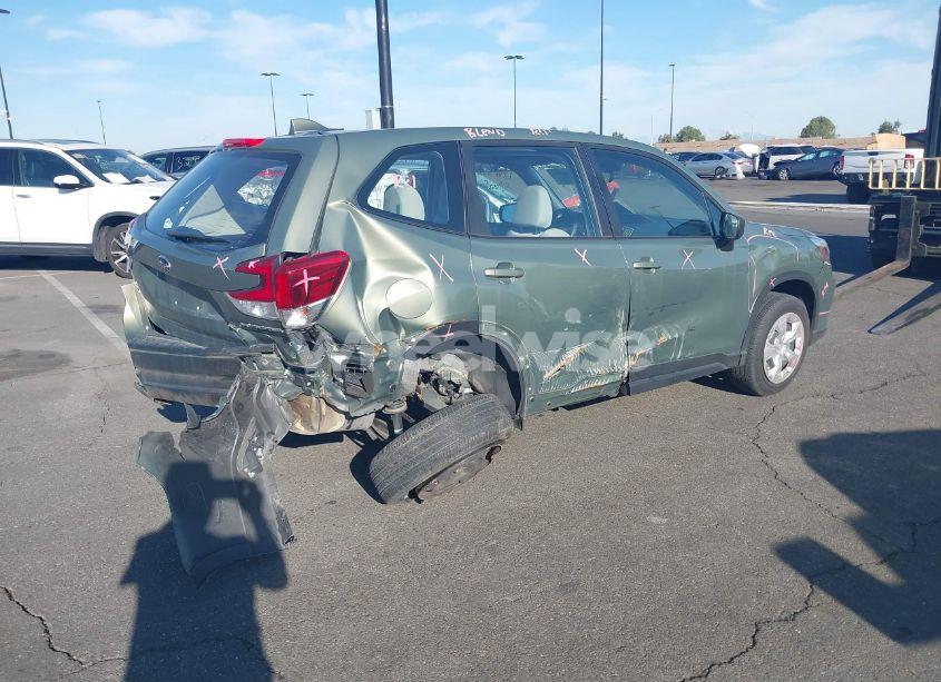 Photo 4 of 2021 Subaru Forester (VIN JF2SKAAC3MH531297)