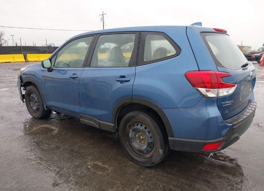 Photo 3 of 2019 Subaru Forester (VIN JF2SKAAC4KH412011)