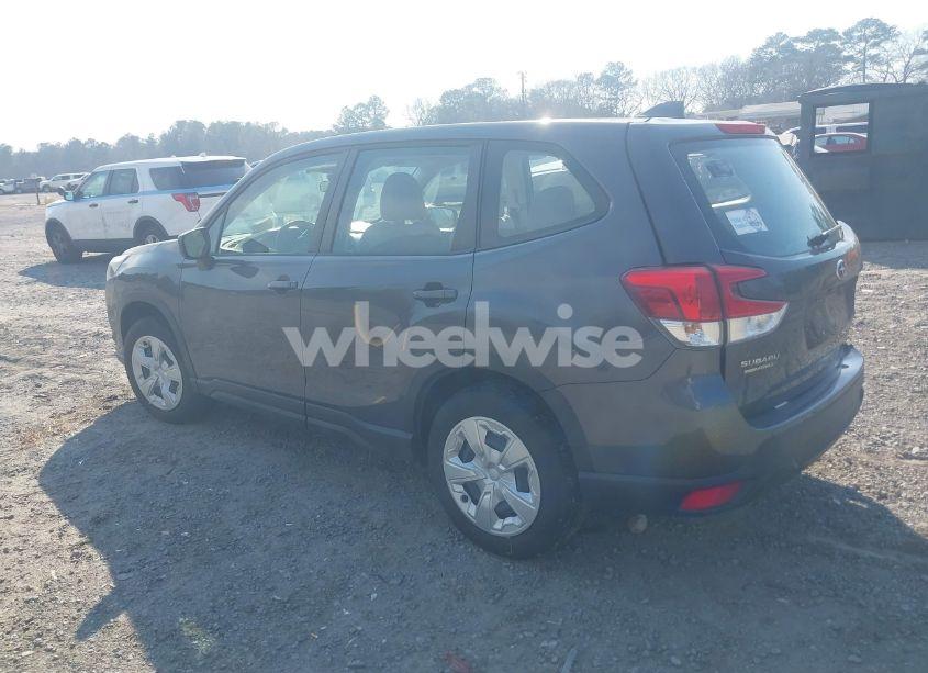 Photo 3 of 2022 Subaru Forester (VIN JF2SKAAC5NH487417)