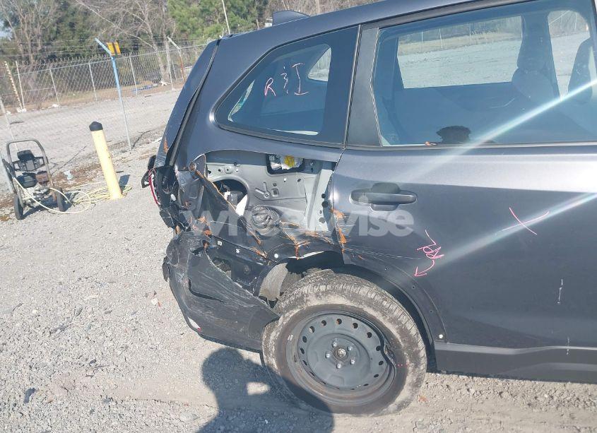 Photo 6 of 2022 Subaru Forester (VIN JF2SKAAC5NH487417)