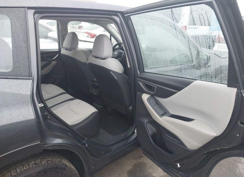 Photo 8 of 2022 Subaru Forester (VIN JF2SKAAC7NH467363)