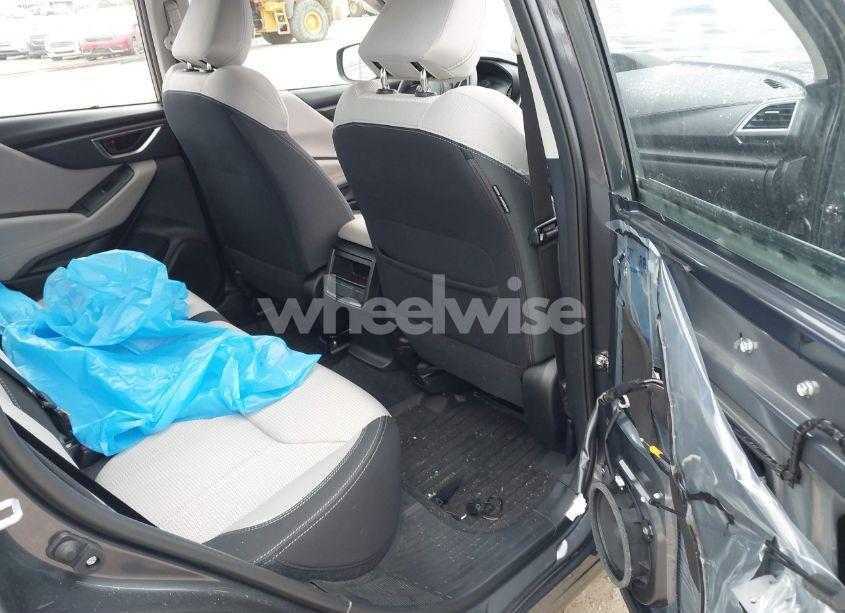 Photo 8 of 2024 Subaru Forester (VIN JF2SKAACXRH496135)