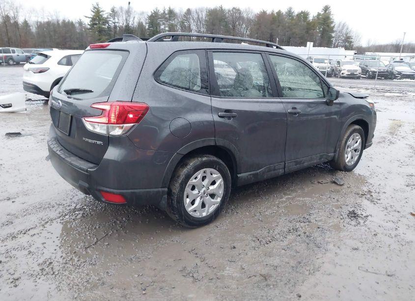 Photo 4 of 2024 Subaru Forester (VIN JF2SKABC6RH439705)