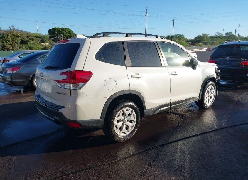 Photo 4 of 2022 Subaru Forester (VIN JF2SKACC0NH428904)