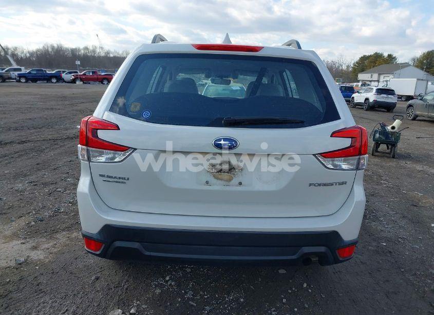 Photo 16 of 2019 Subaru Forester (VIN JF2SKACC3KH458202)