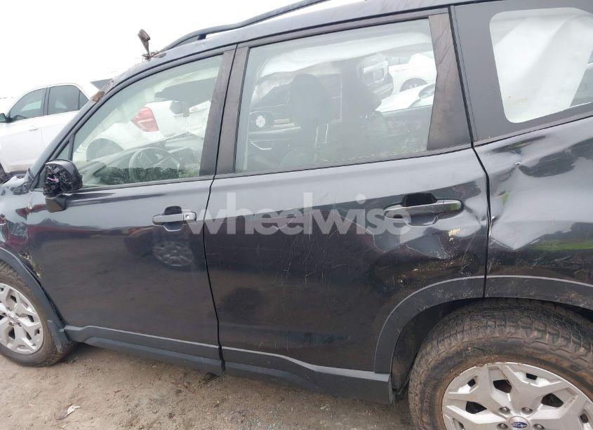 Photo 14 of 2019 Subaru Forester (VIN JF2SKACC5KH405887)