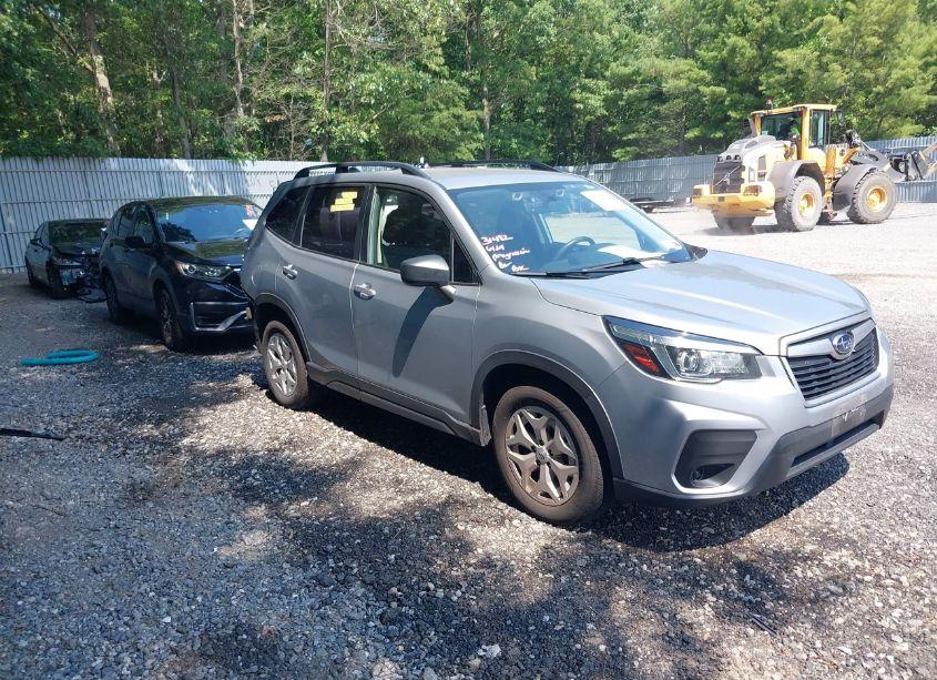 2019 Subaru Forester (VIN JF2SKACC5KH468584) main photo