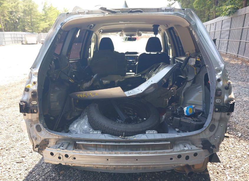 Photo 17 of 2019 Subaru Forester (VIN JF2SKACC5KH468584)