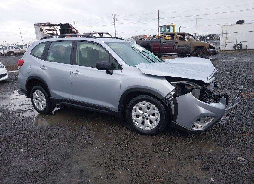 2019 Subaru Forester (VIN JF2SKACC6KH592766) main photo