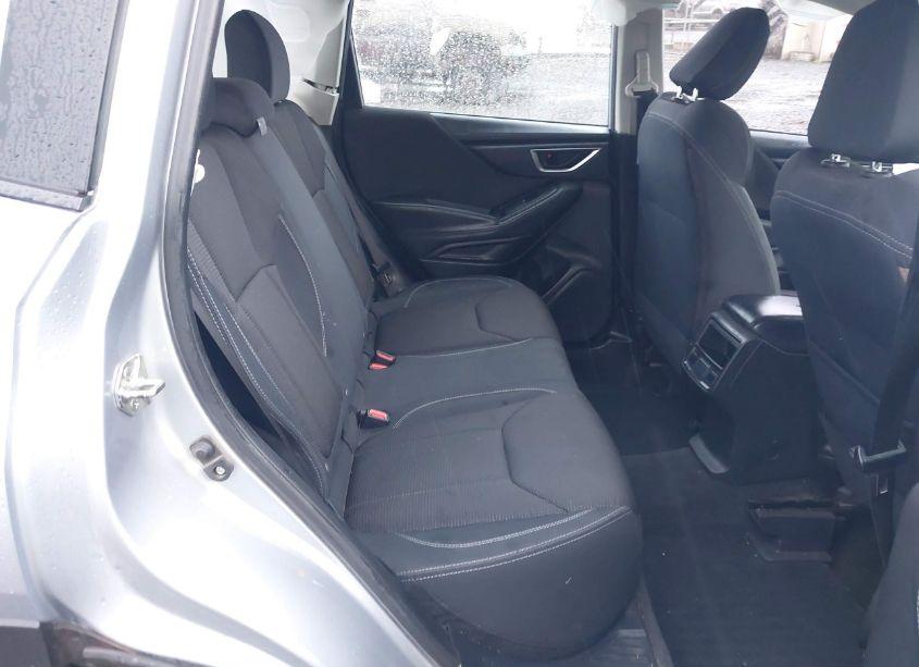 Photo 8 of 2019 Subaru Forester (VIN JF2SKACC6KH592766)