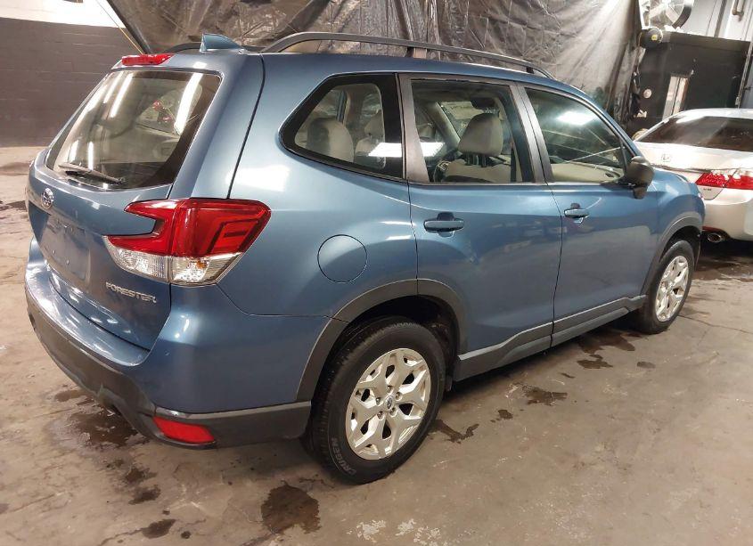 Photo 4 of 2019 Subaru Forester (VIN JF2SKACC7KH494779)