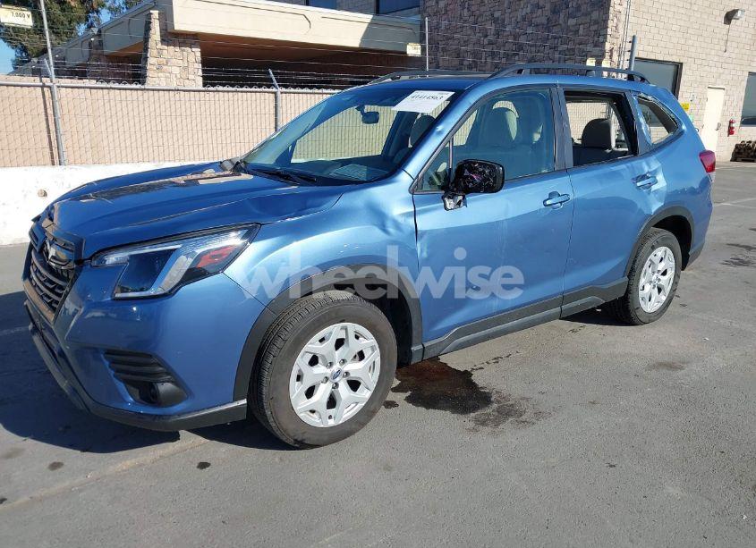 Photo 2 of 2022 Subaru Forester (VIN JF2SKACC7NH433856)