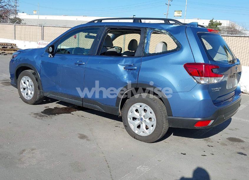 Photo 3 of 2022 Subaru Forester (VIN JF2SKACC7NH433856)