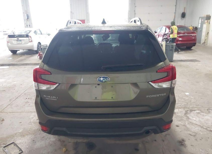 Photo 16 of 2024 Subaru Forester PREMIUM (VIN JF2SKACC7RH408512)