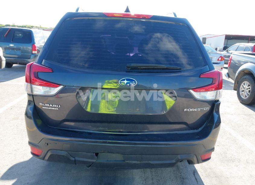 Photo 16 of 2019 Subaru Forester (VIN JF2SKACC8KH425454)
