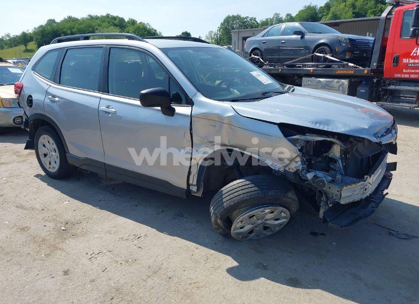 2019 Subaru Forester (VIN JF2SKACC8KH474136) main photo