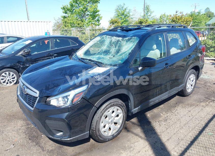 Photo 2 of 2019 Subaru Forester (VIN JF2SKACC8KH508138)