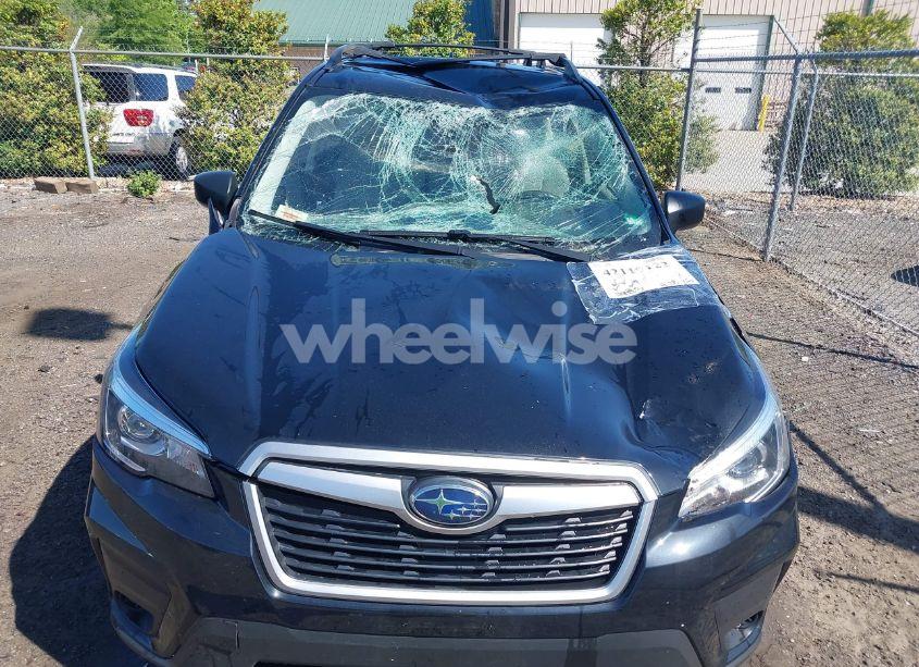 Photo 6 of 2019 Subaru Forester (VIN JF2SKACC8KH508138)