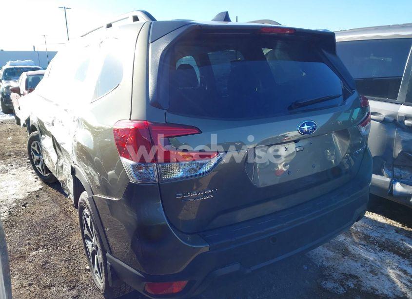 Photo 3 of 2024 Subaru Forester PREMIUM (VIN JF2SKACC8RH516864)