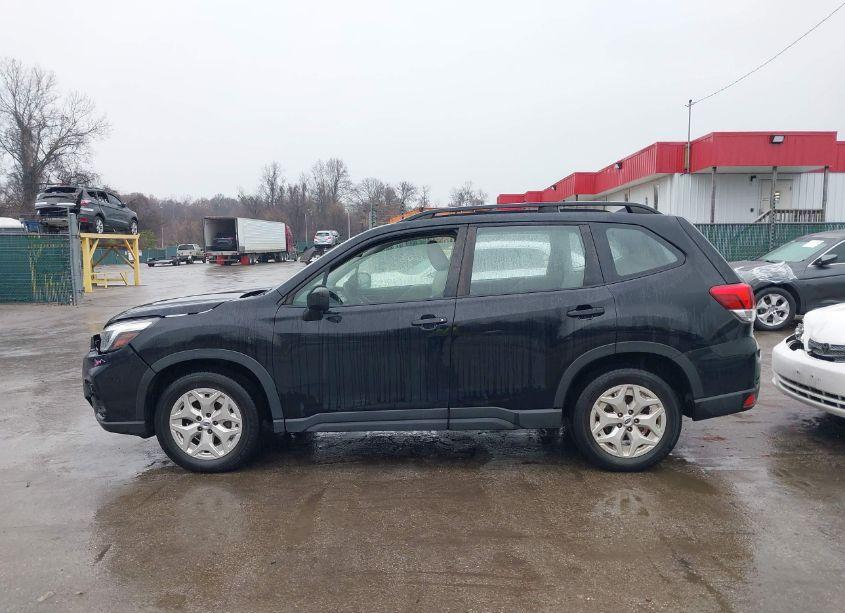 Photo 14 of 2019 Subaru Forester (VIN JF2SKACC9KH459242)