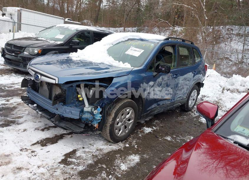 Photo 2 of 2019 Subaru Forester (VIN JF2SKACC9KH546395)