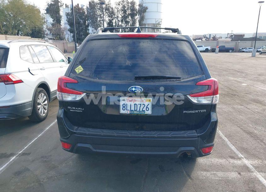 Photo 16 of 2019 Subaru Forester (VIN JF2SKACC9KH553718)