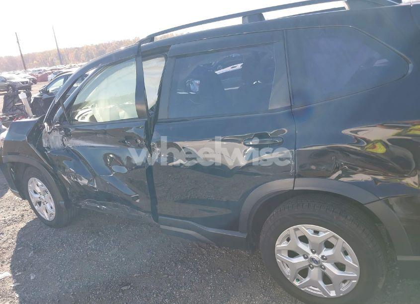 Photo 14 of 2020 Subaru Forester (VIN JF2SKADC0LH575476)