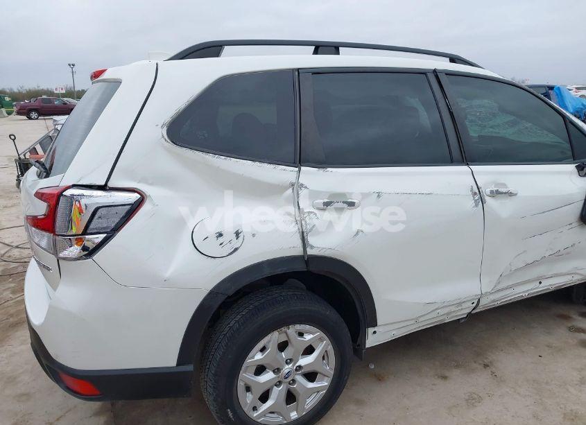 Photo 13 of 2021 Subaru Forester (VIN JF2SKADC0MH462127)