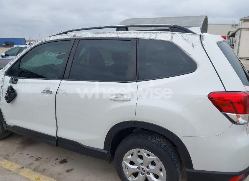 Photo 14 of 2021 Subaru Forester (VIN JF2SKADC0MH462127)