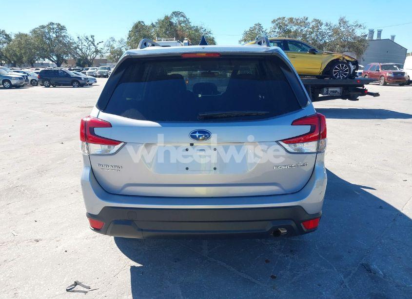 Photo 16 of 2024 Subaru Forester PREMIUM (VIN JF2SKADC0RH454469)