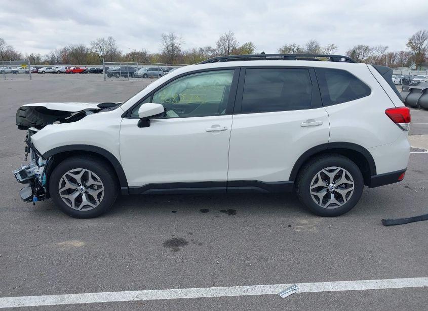 Photo 15 of 2024 Subaru Forester PREMIUM (VIN JF2SKADC0RH511074)