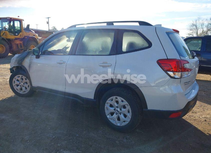 Photo 3 of 2021 Subaru Forester (VIN JF2SKADC1MH416760)