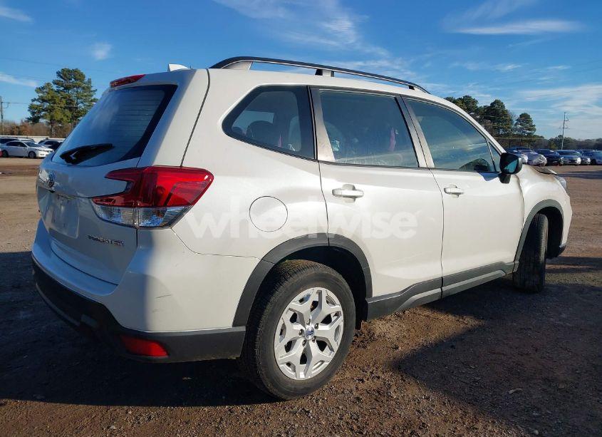 Photo 4 of 2021 Subaru Forester (VIN JF2SKADC1MH416760)