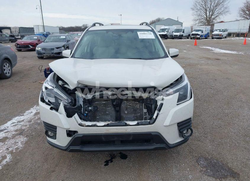 Photo 12 of 2024 Subaru Forester PREMIUM (VIN JF2SKADC1RH428768)