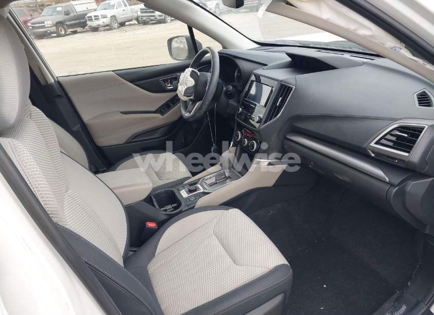 Photo 5 of 2024 Subaru Forester PREMIUM (VIN JF2SKADC1RH428768)