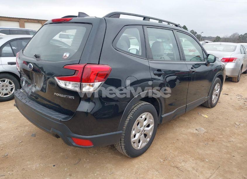 Photo 4 of 2020 Subaru Forester (VIN JF2SKADC2LH453900)