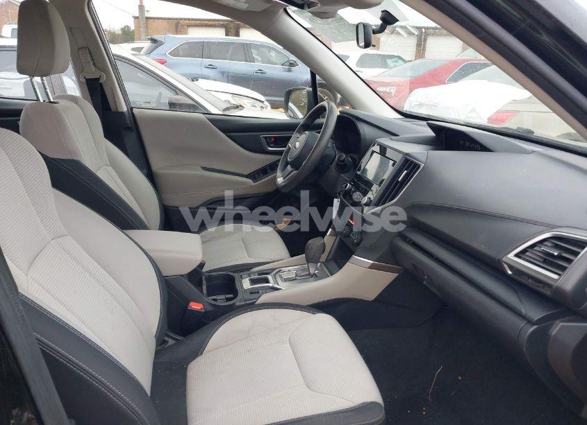 Photo 5 of 2020 Subaru Forester (VIN JF2SKADC2LH453900)