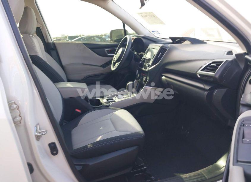 Photo 5 of 2021 Subaru Forester (VIN JF2SKADC3MH470299)