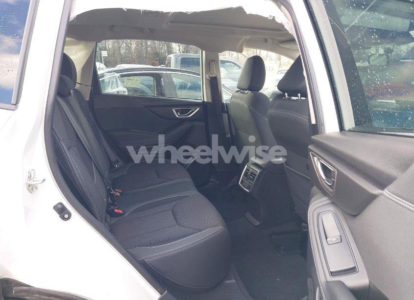 Photo 8 of 2022 Subaru Forester PREMIUM (VIN JF2SKADC3NH442469)