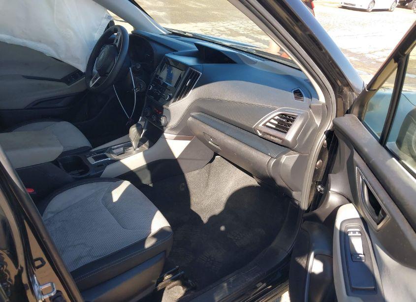 Photo 5 of 2020 Subaru Forester (VIN JF2SKADC5LH582469)