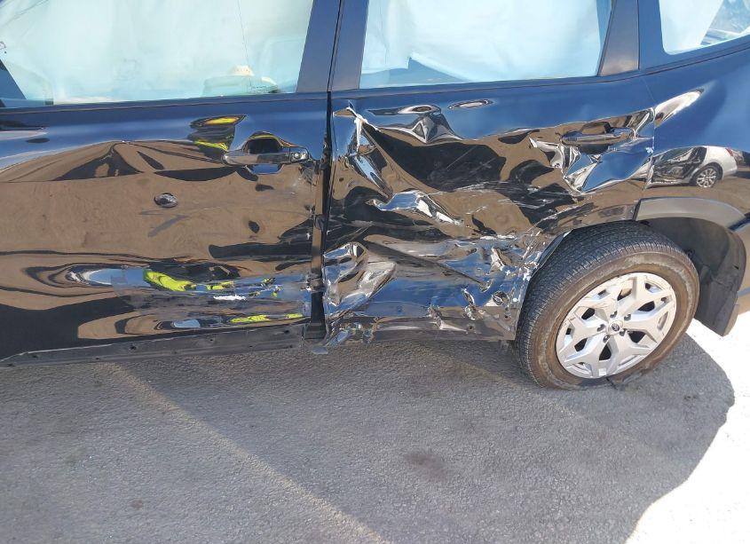 Photo 6 of 2020 Subaru Forester (VIN JF2SKADC5LH582469)